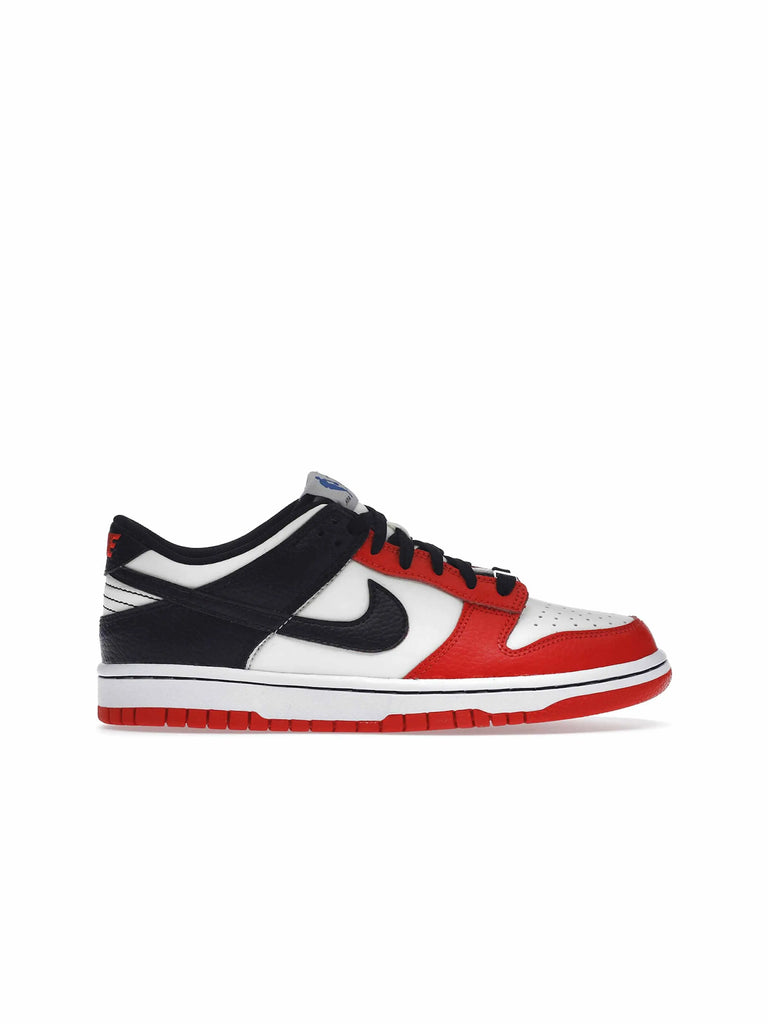 Nike Dunk Emb Chicago hotsell Size 4Y