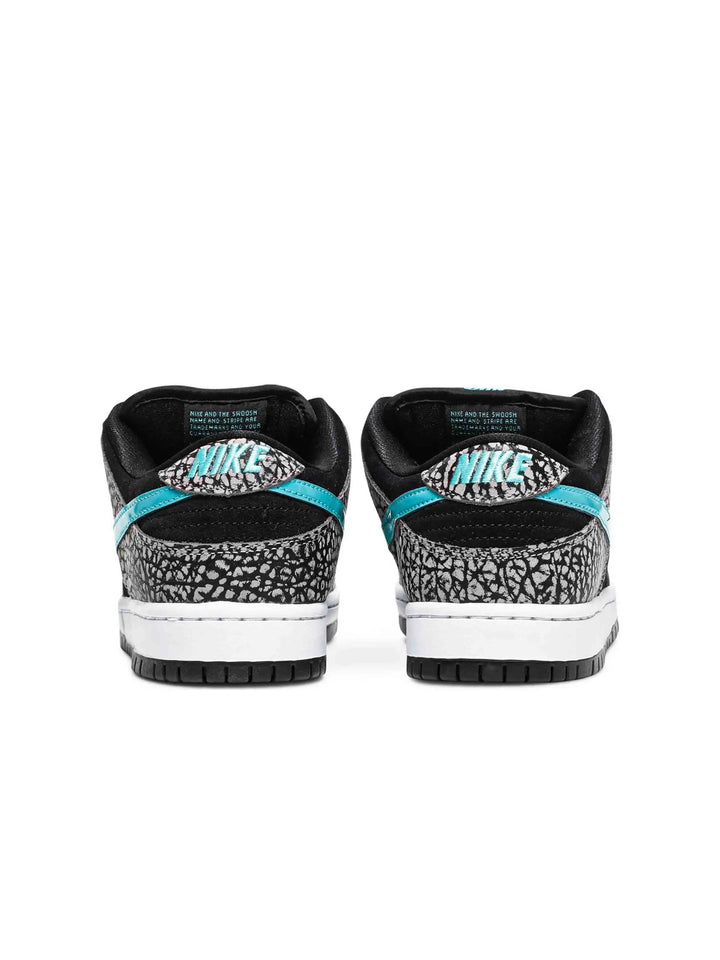 Nike SB Dunk Low atmos Elephant Prior